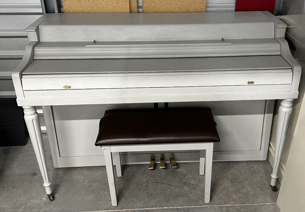 Gray Piano