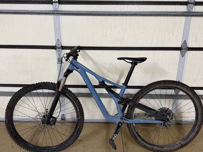 Specialized Mountain Bike Medium Full Suspension Trail Blue