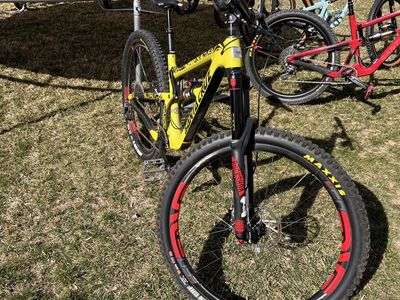 Santa Cruz high tower - Medium, Full Suspension, 27.5" Wheels