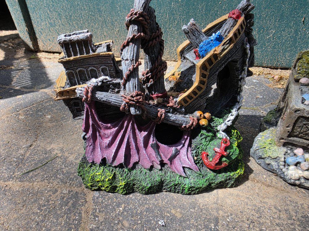 Main image 3
