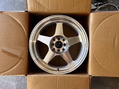 17x8 Vors SP1 4x100/4x114.3 - Silver