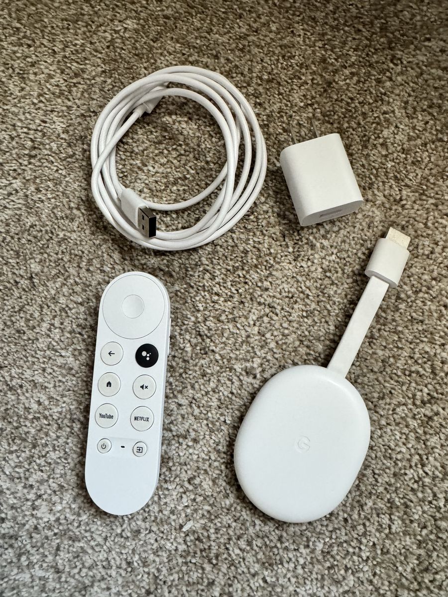 Google Chromecast with Google TV (4K) - Snow White