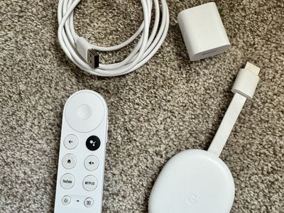 Google Chromecast with Google TV (4K) - Snow White