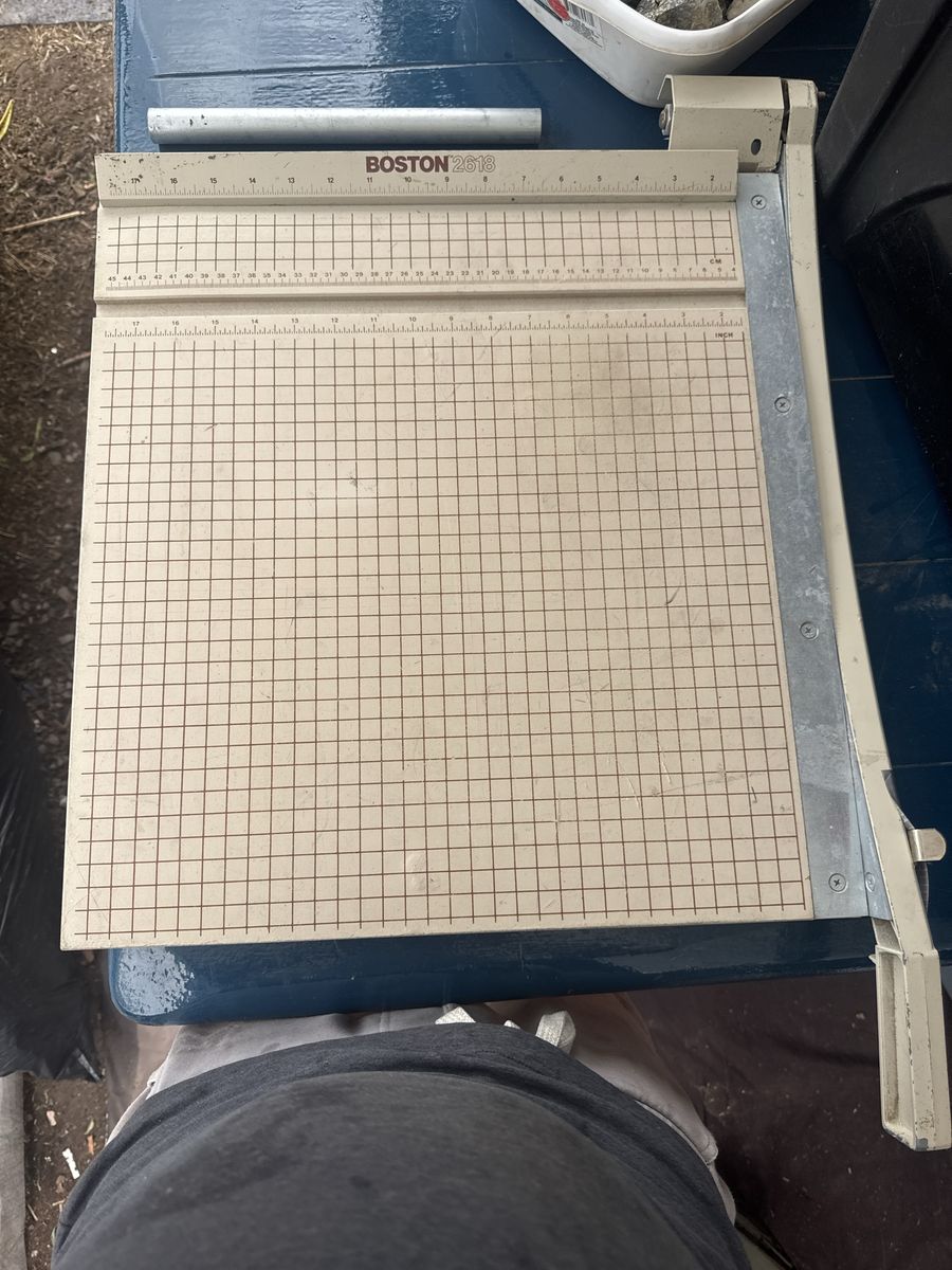 Boston 2618 Heavy Duty Paper Cutter Trimmer Board