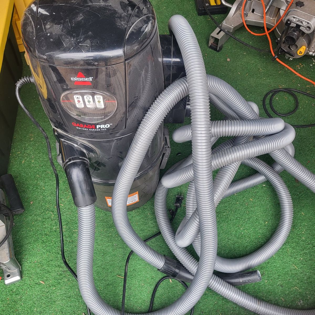 Bissell Garage Pro Wet/Dry Vacuum with Hose
