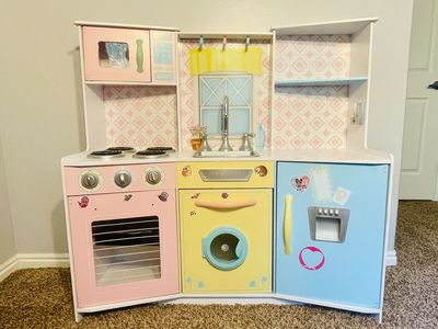 Toy Kitchen Set