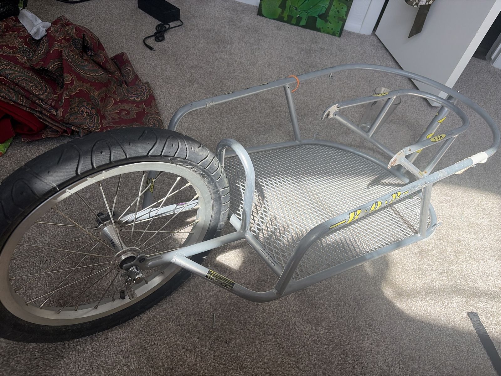 BOB Yak Single Wheel Bicycle Cargo Trailer - Gray, Maxxis Tire, Adventure Ready