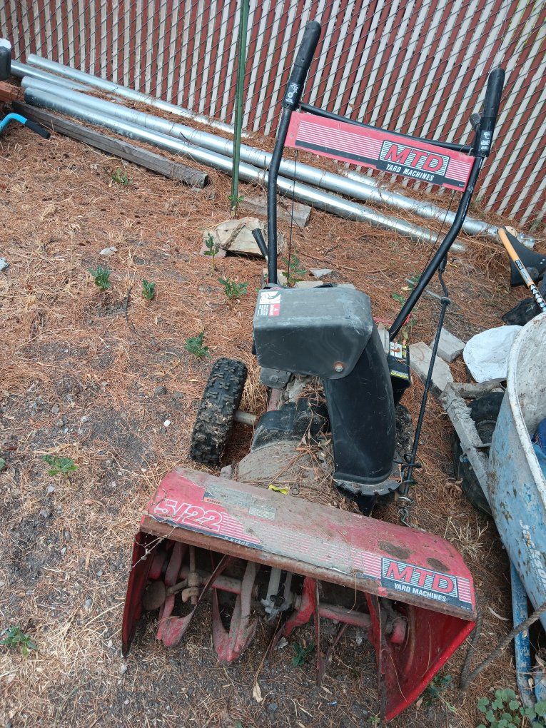 snow blower lawn mower.