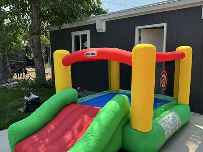 Little Tykes Bounce House