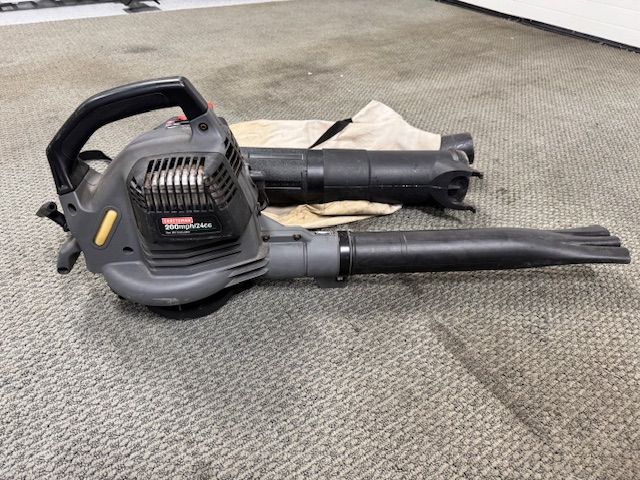 Craftsman 24cc 200 mph Blower    Very good condition!