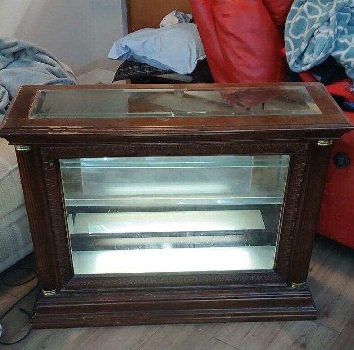 Amazing Beatiful light up cabinet