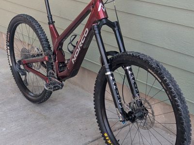 Norco Range Custom Mountain Bike - Full Suspension, Carbon Frame,, Size Large - Complete or Frame package