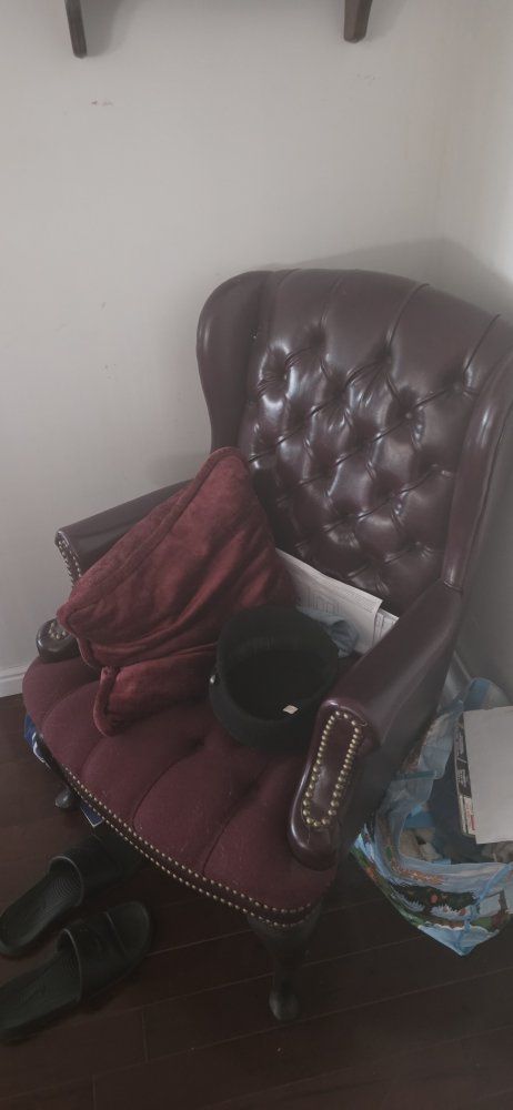 Main image 27