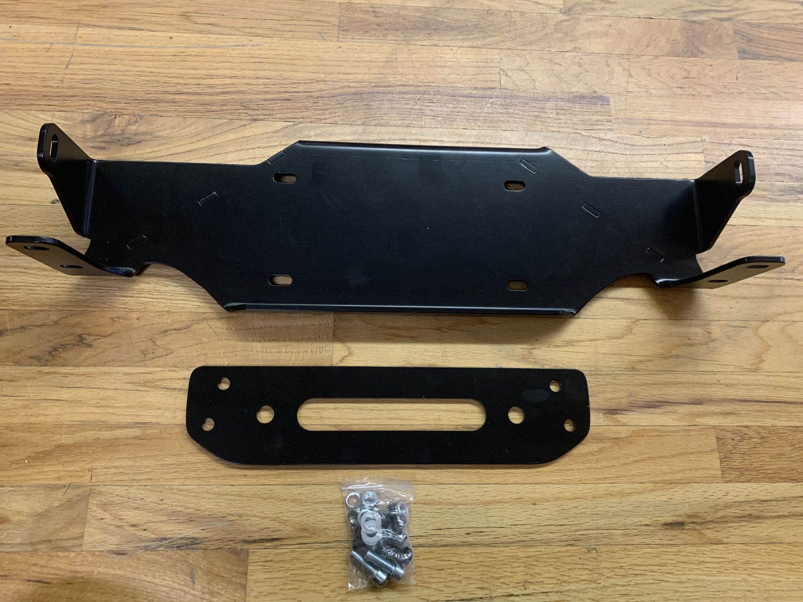 Bulldog Winch Mount for JL Jeep Wrangler JLU with OE Front Bumper Bull Dog 20353