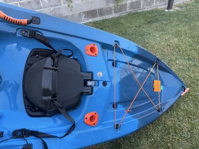 Kayaks fishing