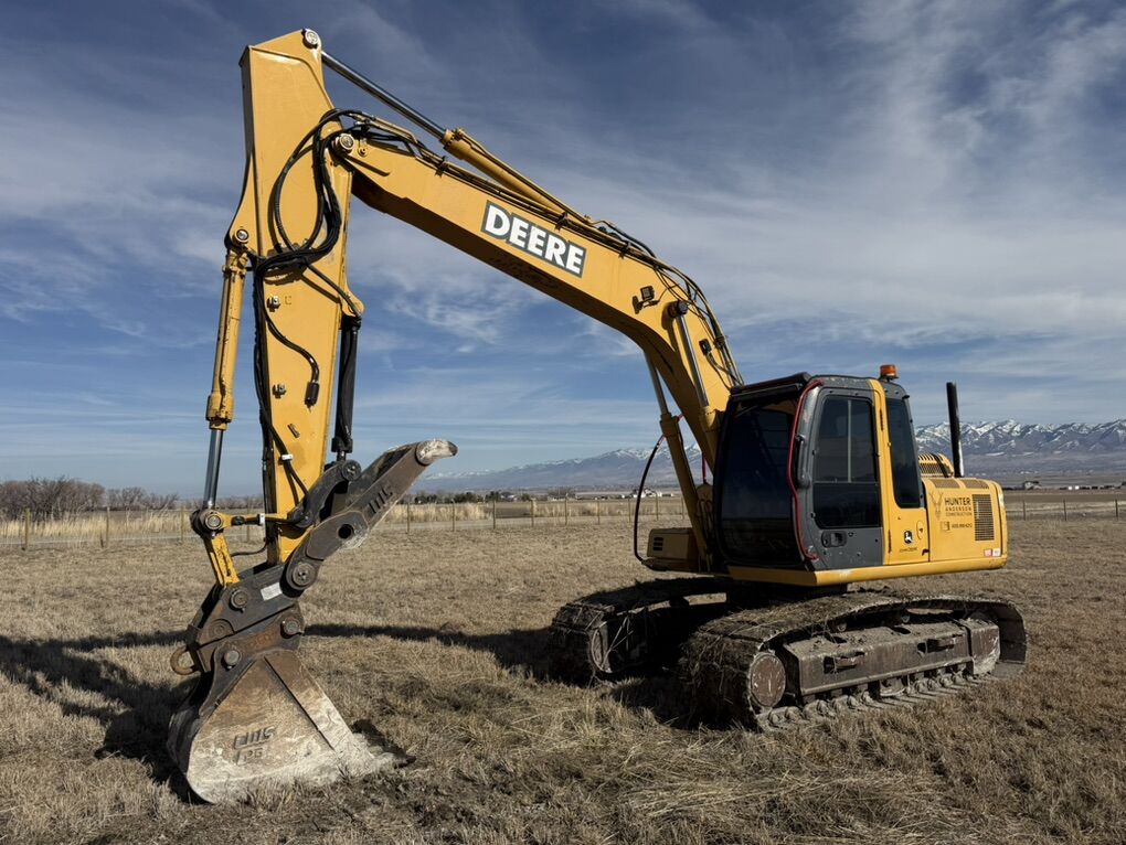 2003 Deere 160CLC Thumb