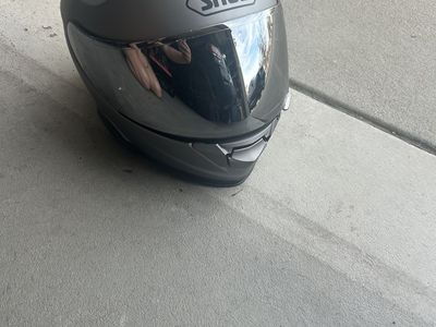Shoei helmet w/ built in Sena coms
