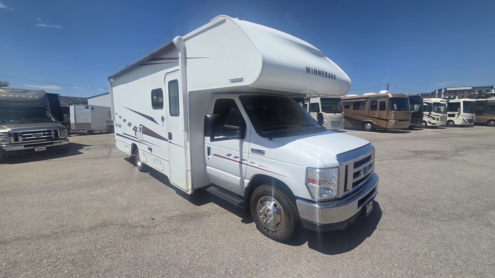 2019 Winnebago Outlook 25J