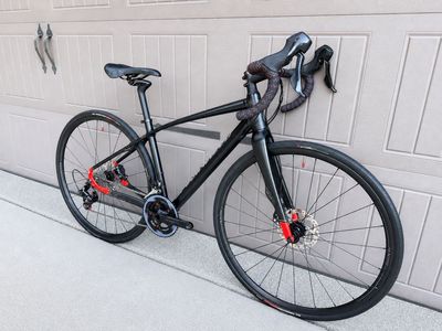 Specialized Dolce Comp EVO Disc 51cm — Shimano 105 / Hydraulic Disc / Carbon Upgrades