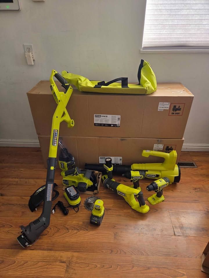 RYOBI ONE+ 18V Cordless 9-Tool Combo Kit with 1.5 Ah Battery, 4.0 Ah Battery, Charger, and Tool Bag