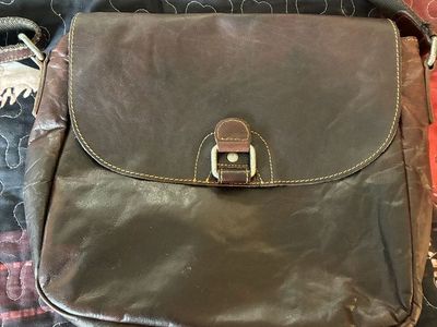 Jack George Geniune Leather Messanger Purse