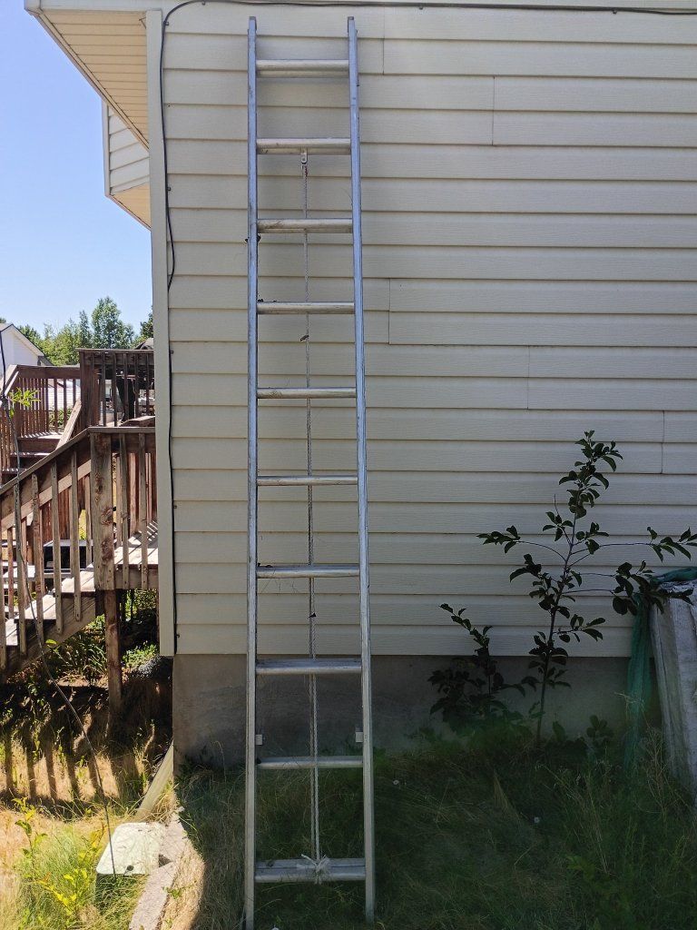 10' Aluminum ladder