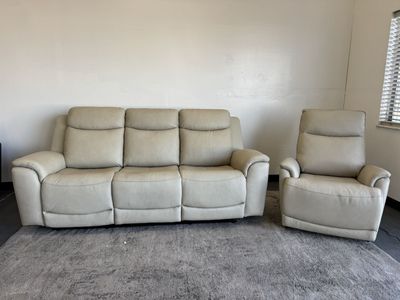 COSTCO LEATHER POWER RECLINER SOFA COUCH & CHAIR