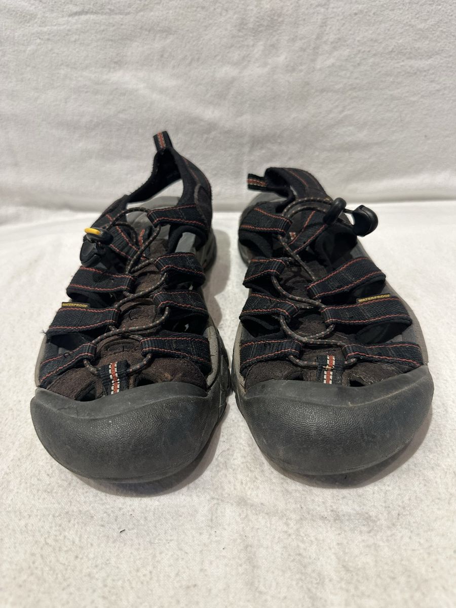 Keen youth size 6 black/red trim, waterproof, hiking sandals