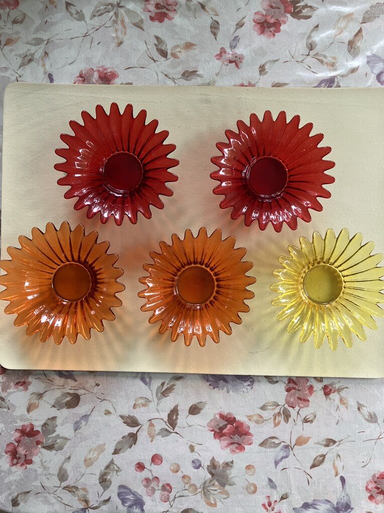 Like New Glass Flower Bowls Mid Century Modern