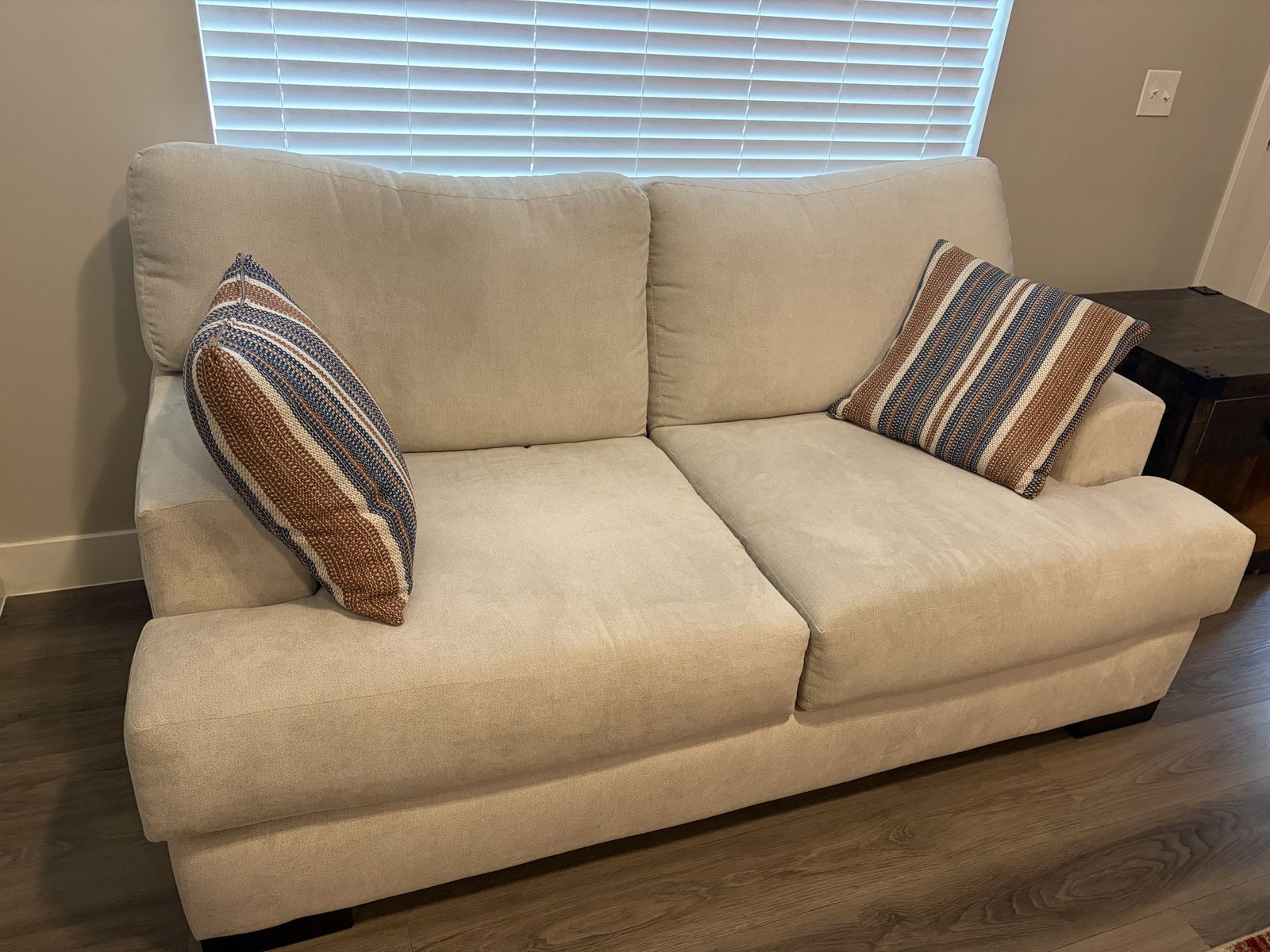 Cream Fabric Loveseat Sofa - Approx. 73 inches Wide - Includes 2 Throw Pillows