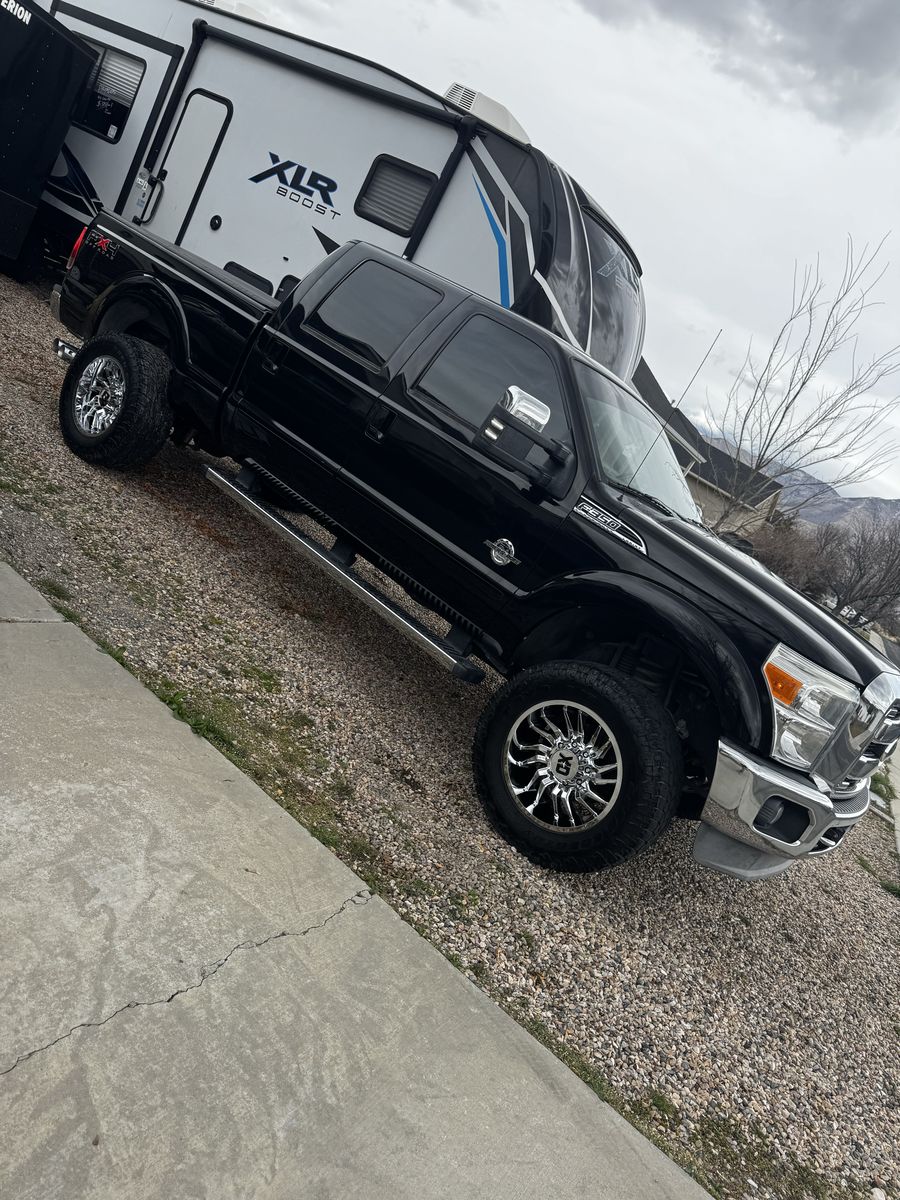 2011 FORD F350 SUPER DUTY Lariat