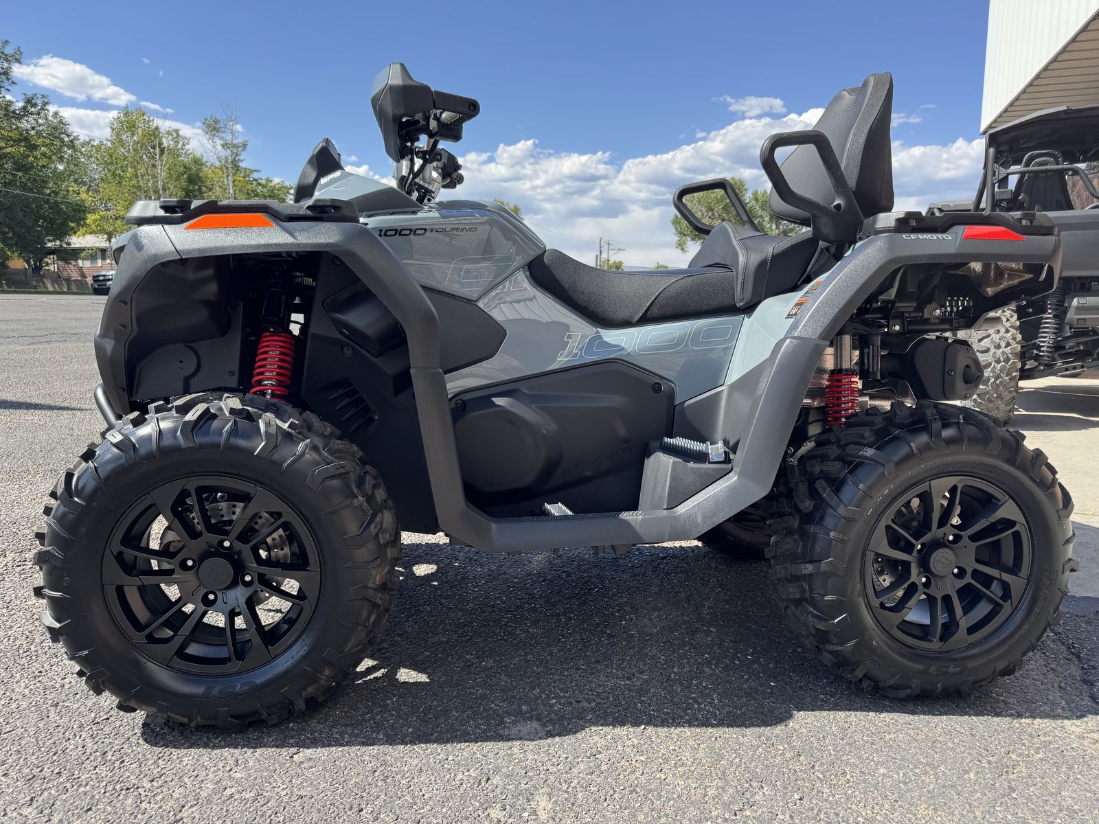 2025 CFMoto CForce 1000 Tour