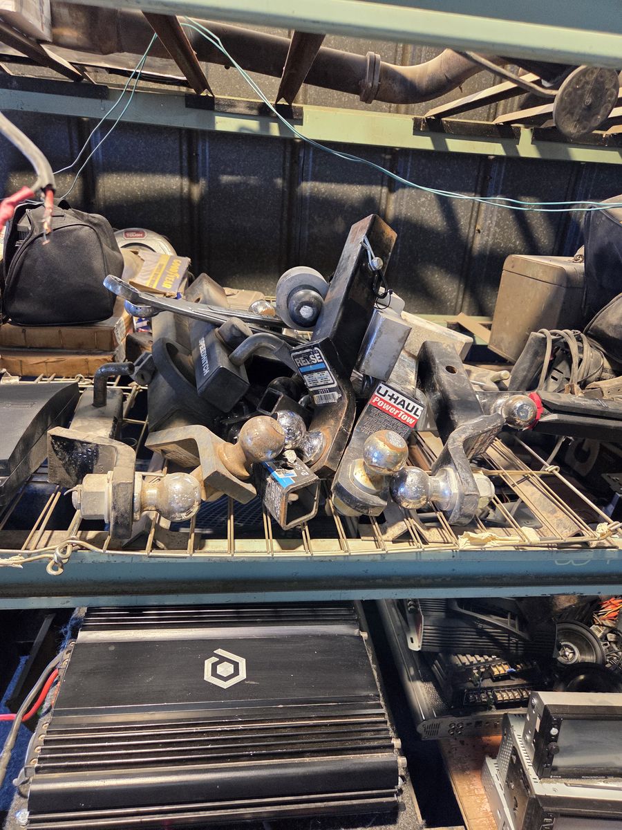 Hitches open to cash offers