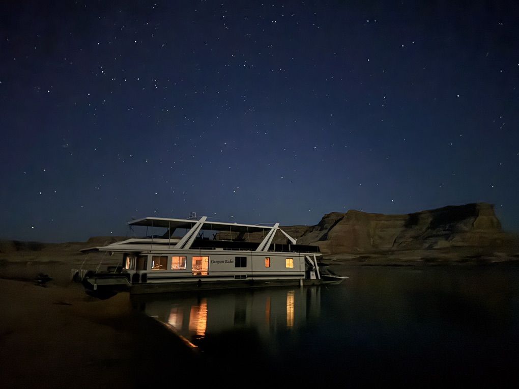 House Boat Share Waweap