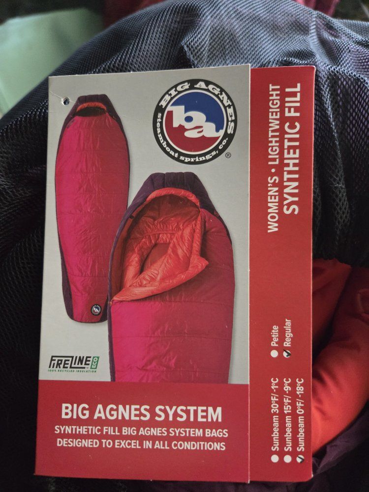 Big Agnes Sunbeam 0°F Women's Regular Lightweight Synthetic Fill Sleeping Bag - Beet/Paprika