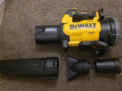 DEWALT 20V MAX XR 550 CFM 133 MPH Cordless Battery Powered Blower (Tool-Only)
