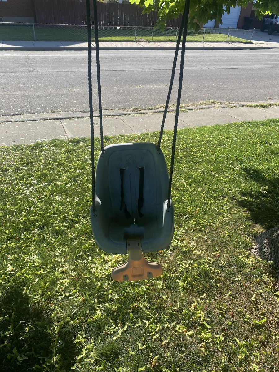 Child Tree/Porch Swing