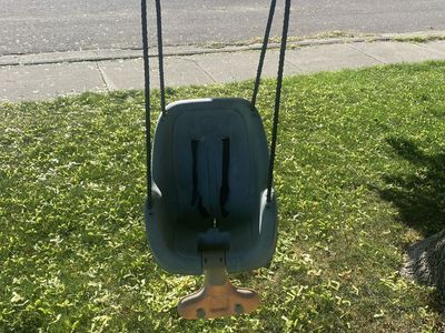 Child Tree/Porch Swing
