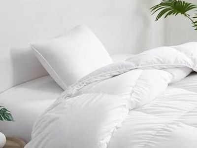 Stearns and Foster Luxurious 800 Fill Power White Goose Down Pillow, Standard/Queen 1873739 #106880