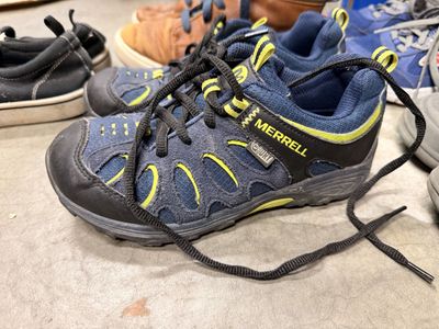 Boys Shoes Lot - Saucony, Merrill, Keen