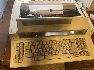 IBM/Lexmark Wheelwriter 2500 Typewriter