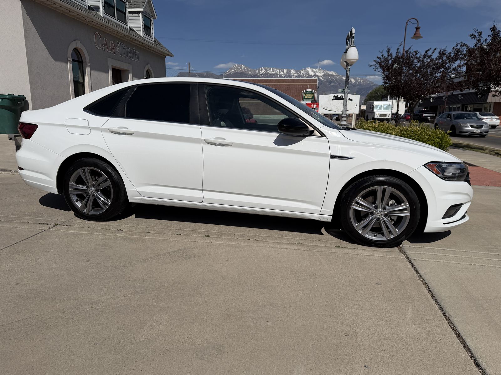 2021 Volkswagen Jetta R-Line