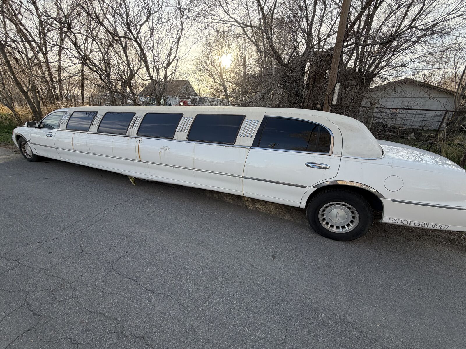 2000 Lincoln Town Car Executive L
