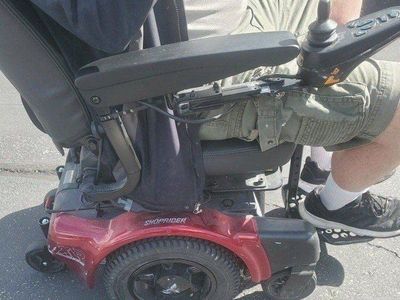Must Sell! SHOPRIDER MOBILITY SCOOTER