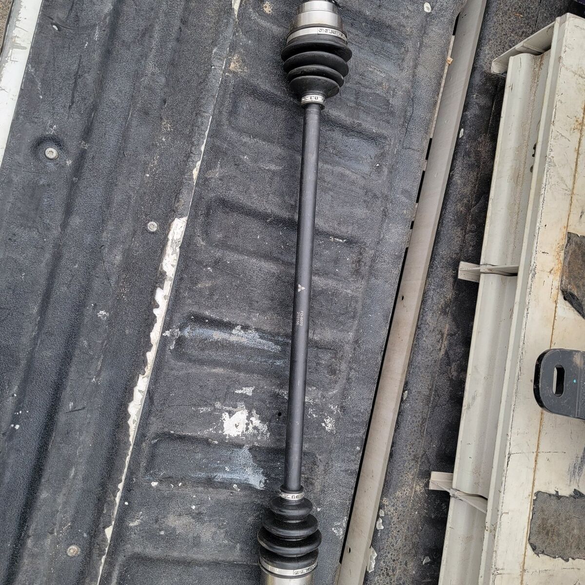 Ford Festiva CV Axel.