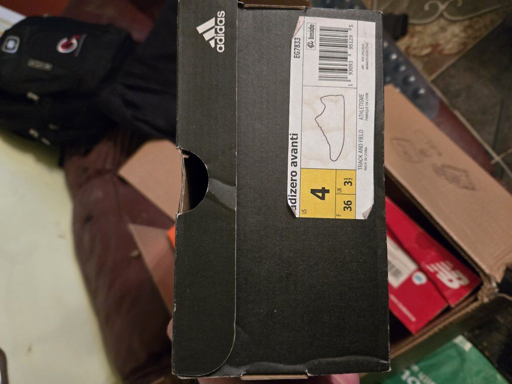 New women's Adidas track shoes 4