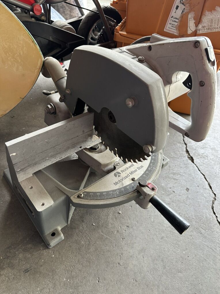 Rockwell Miter Saw 34-010
