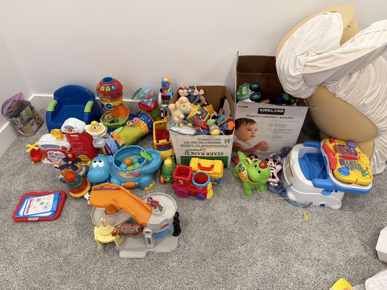 Baby Toys - Fisher-Price, VTech, Tonka & More Toddler/Baby Toy Lot - Fire Station