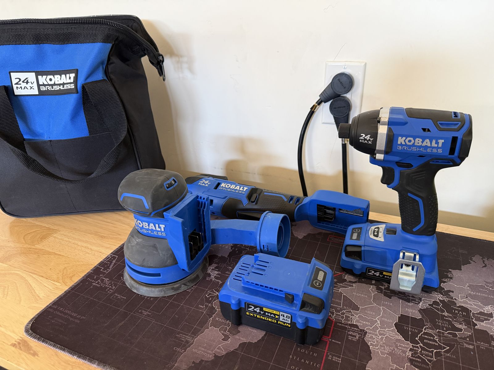 THREE Kobalt Power Tools, Driver
