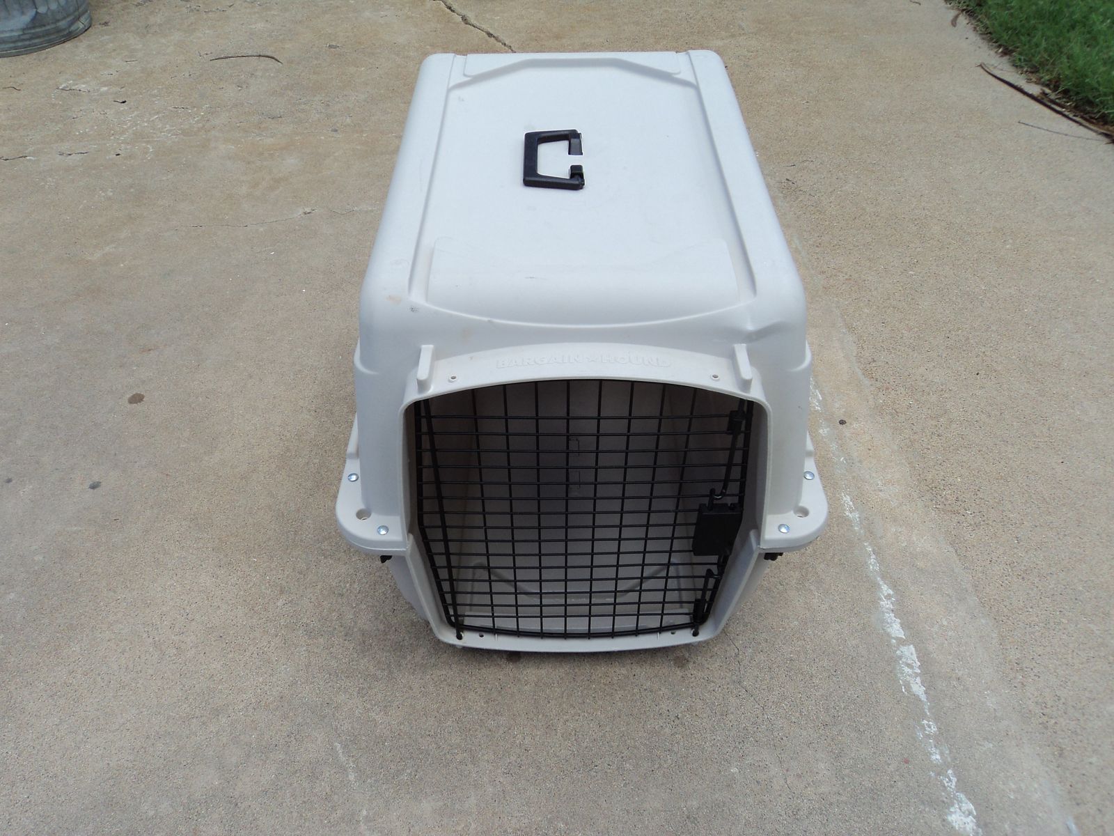 Dog Crate 25"L 18'W 20"H